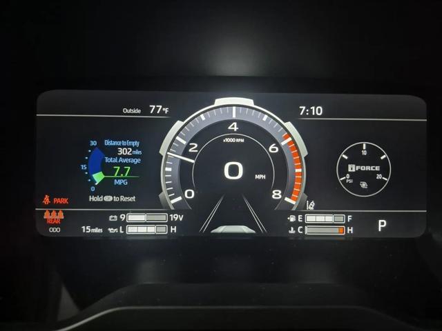 2026 Toyota Tundra Platinum CrewMax 5.5' Bed