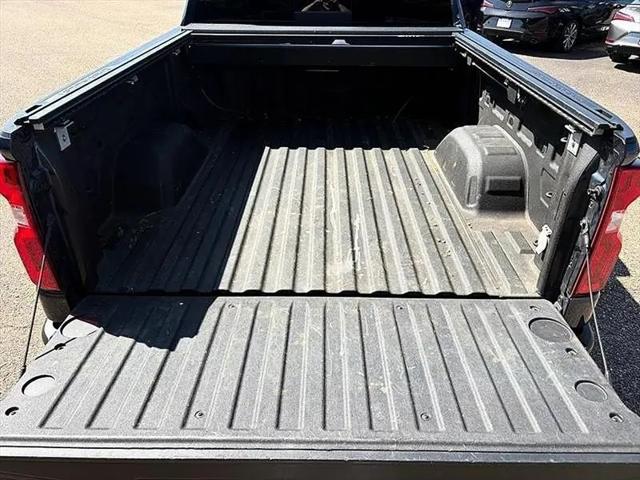 2022 Chevrolet Silverado 1500 4WD Crew Cab Standard Bed High Country