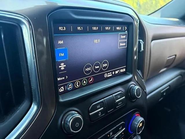 2022 Chevrolet Silverado 1500 4WD Crew Cab Standard Bed High Country