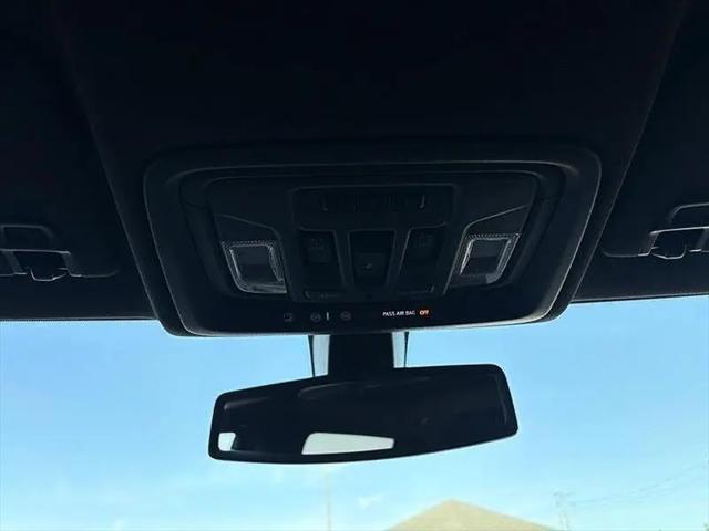 2022 Chevrolet Silverado 1500 4WD Crew Cab Standard Bed High Country