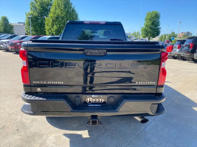 2021 Chevrolet Silverado 2500HD 4WD Crew Cab Standard Bed Custom