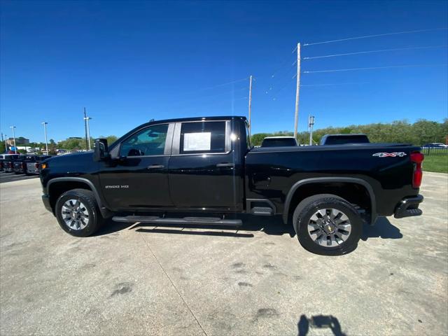 2021 Chevrolet Silverado 2500HD 4WD Crew Cab Standard Bed Custom