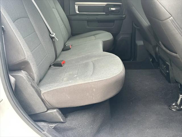 2024 Ram 1500 Classic Warlock Crew Cab 4x4 5'7" Box