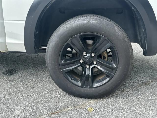 2024 Ram 1500 Classic Warlock Crew Cab 4x4 5'7" Box