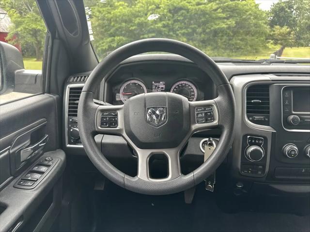 2024 Ram 1500 Classic Warlock Crew Cab 4x4 5'7" Box