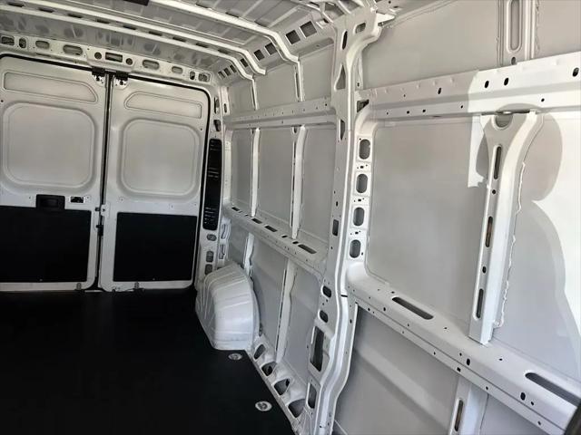 2024 Ram ProMaster 2500 Cargo Van Tradesman High Roof 159" WB w/Pass Seat