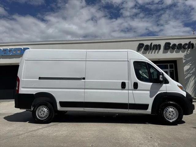 2024 Ram ProMaster 2500 Cargo Van Tradesman High Roof 159" WB w/Pass Seat