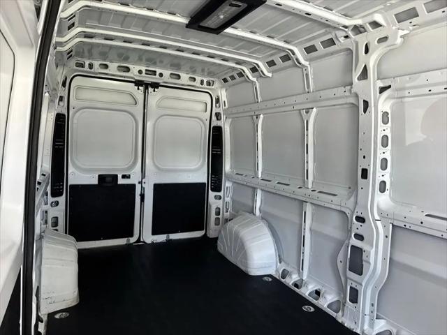 2024 Ram ProMaster 2500 Cargo Van Tradesman High Roof 159" WB w/Pass Seat