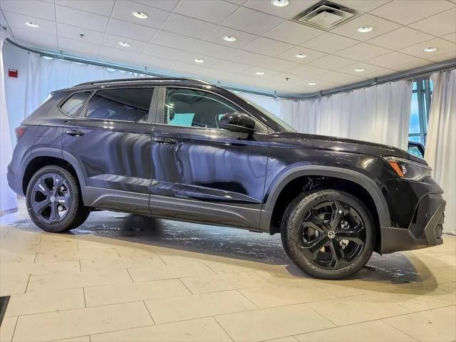 2026 Volkswagen Taos SE Black