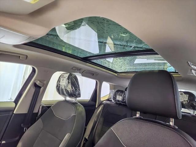 2026 Volkswagen Taos SE Black