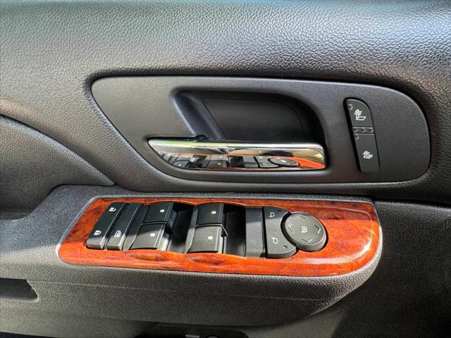 2012 Chevrolet Suburban LT