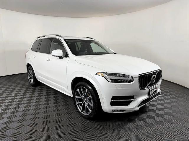 2019 Volvo XC90 T6 Momentum