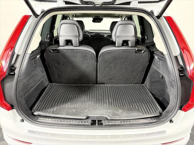 2019 Volvo XC90 T6 Momentum