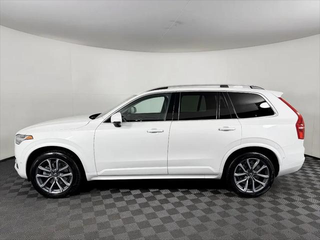 2019 Volvo XC90 T6 Momentum