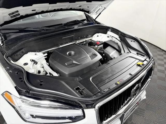 2019 Volvo XC90 T6 Momentum