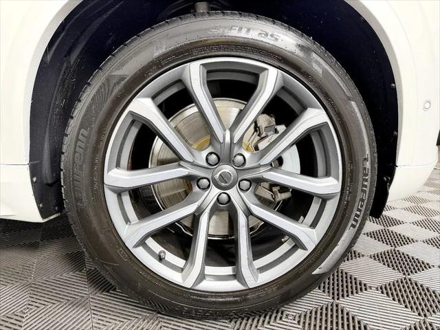2019 Volvo XC90 T6 Momentum