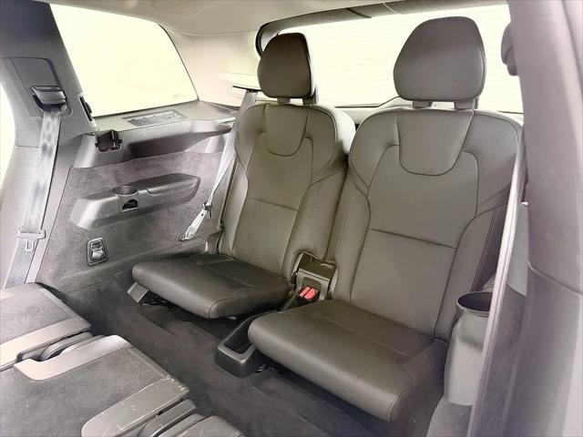 2019 Volvo XC90 T6 Momentum
