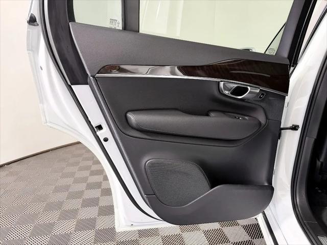 2019 Volvo XC90 T6 Momentum