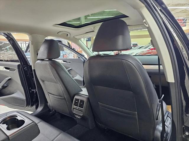 2019 Volkswagen Passat 2.0T Wolfsburg Edition