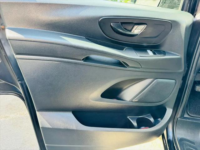 2017 Mercedes-Benz Metris Standard