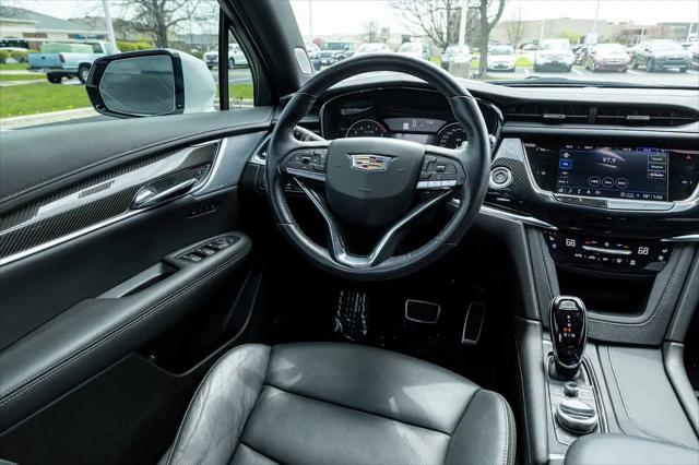 2024 Cadillac XT6 Sport