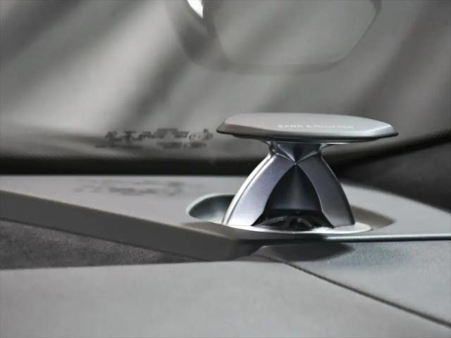 2022 Lamborghini Urus Pearl Capsule