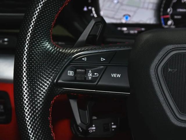 2022 Lamborghini Urus Pearl Capsule