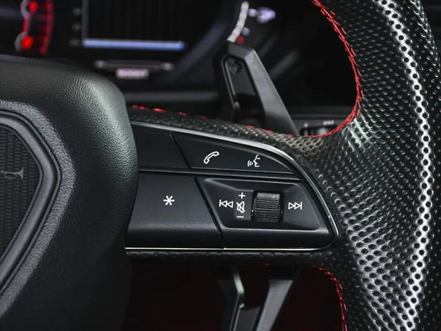 2022 Lamborghini Urus Pearl Capsule