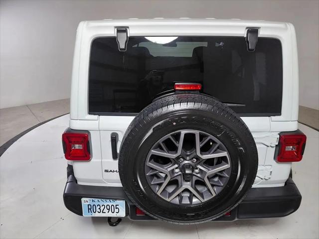 2025 Jeep Wrangler 4-Door Sahara 4x4