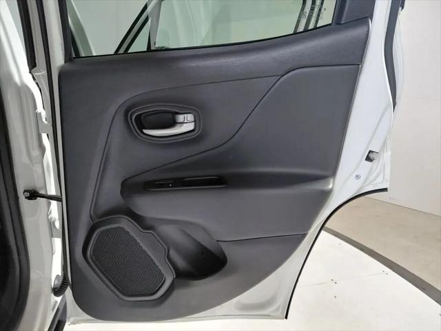 2023 Jeep Renegade Latitude 4x4