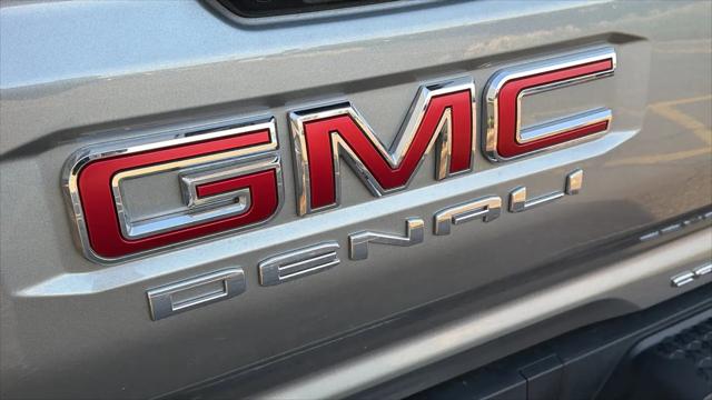 2025 GMC Canyon 4WD Denali