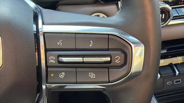 2025 GMC Canyon 4WD Denali