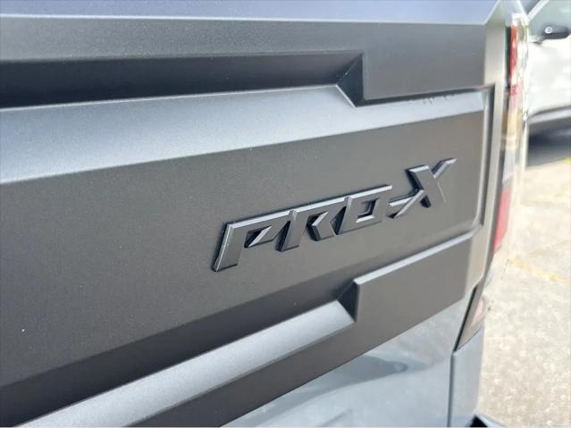 2026 Nissan Frontier Crew Cab PRO-X 4x2