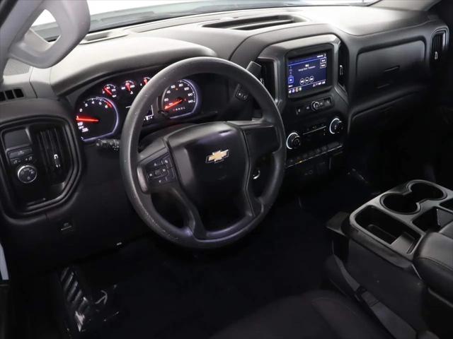 2023 Chevrolet Silverado 1500 2WD Crew Cab Short Bed Custom