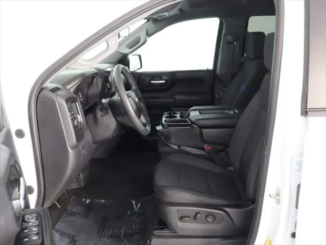 2023 Chevrolet Silverado 1500 2WD Crew Cab Short Bed Custom