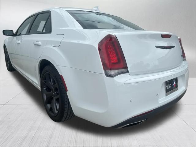 2023 Chrysler 300 300S