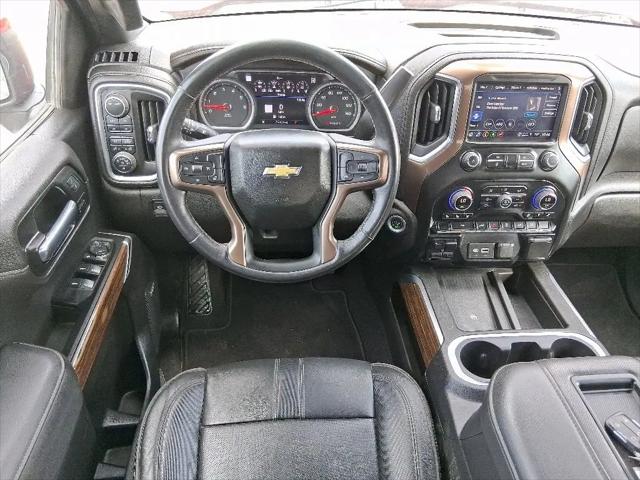2022 Chevrolet Silverado 1500 4WD Crew Cab Short Bed High Country