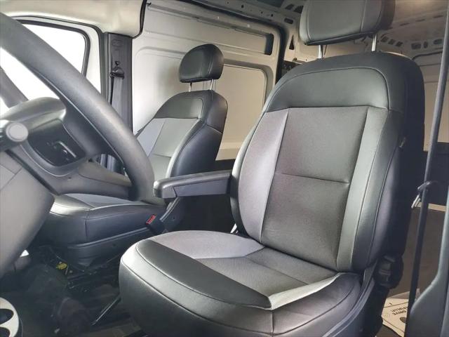 2025 Ram ProMaster 2500 Cargo Van Tradesman High Roof 159" WB w/Pass Seat