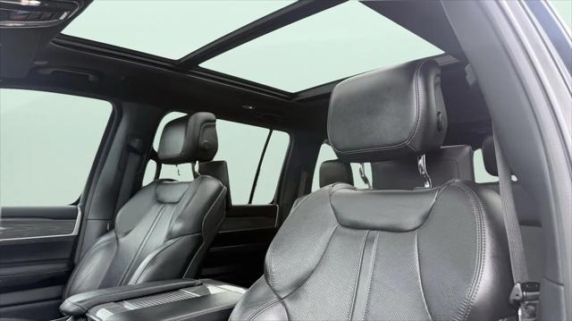 2022 Jeep Wagoneer Series III 4x4