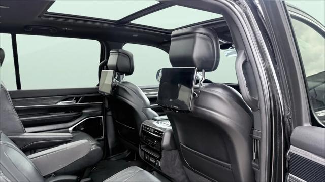 2022 Jeep Wagoneer Series III 4x4