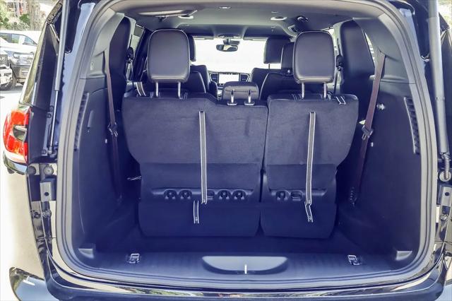 2026 Chrysler Pacifica Select AWD