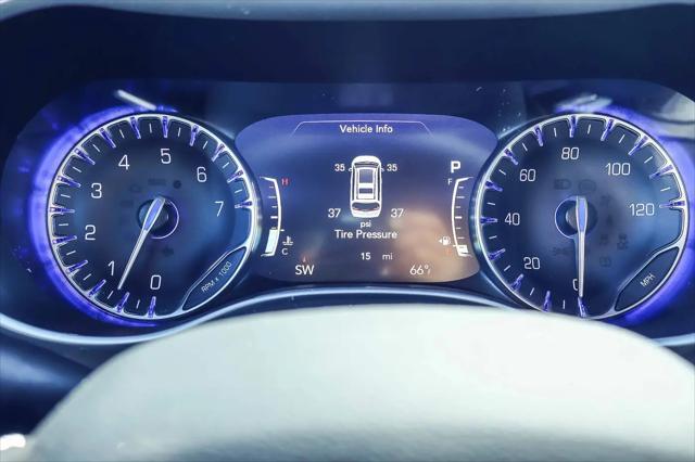 2026 Chrysler Pacifica Select AWD