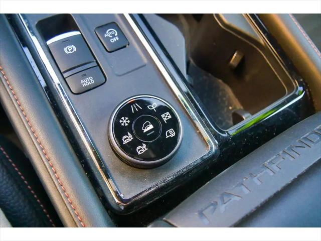 2023 Nissan Pathfinder Rock Creek 4WD
