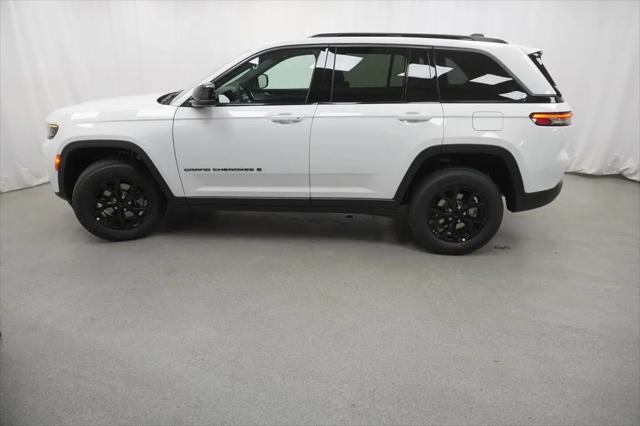 2026 Jeep Grand Cherokee Altitude 4x4