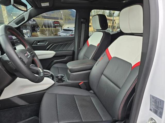2023 GMC Canyon 4WD Crew Cab Short Box AT4X