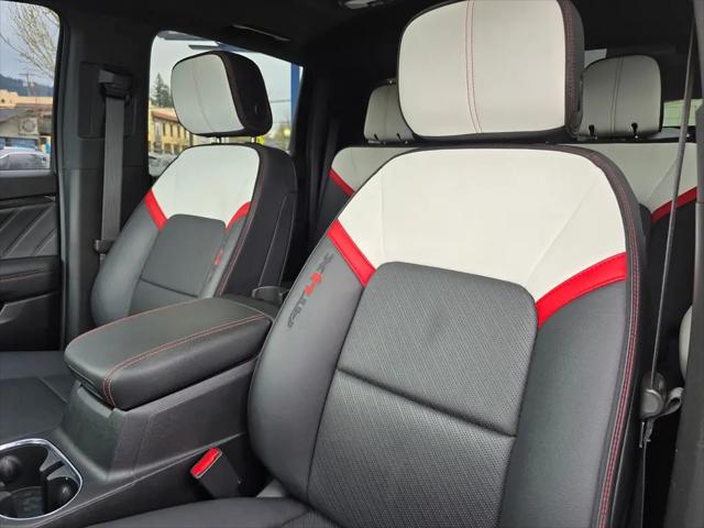 2023 GMC Canyon 4WD Crew Cab Short Box AT4X