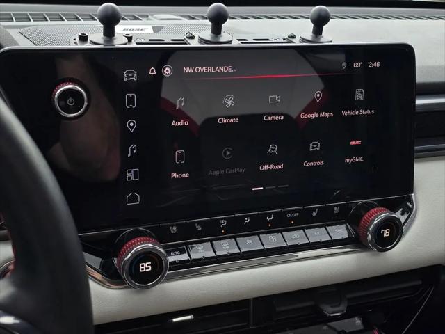 2023 GMC Canyon 4WD Crew Cab Short Box AT4X