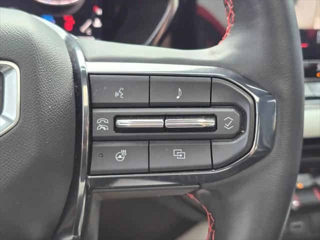 2023 GMC Canyon 4WD Crew Cab Short Box AT4X