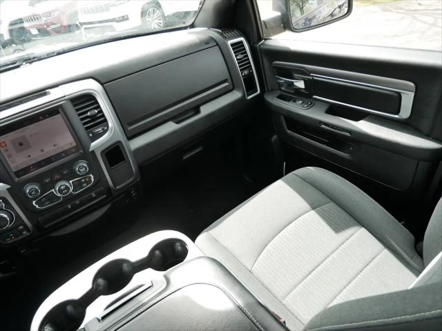 2022 Ram 1500 Classic Warlock Quad Cab 4x4 6'4" Box