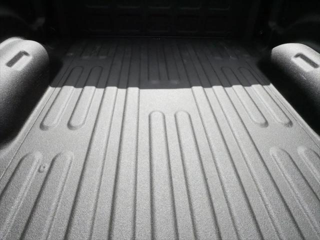 2022 Ram 1500 Classic Warlock Quad Cab 4x4 6'4" Box